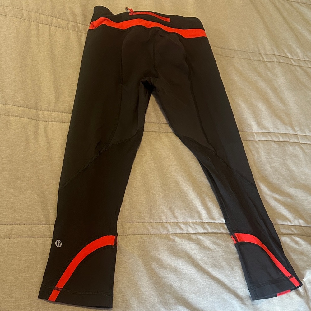Black and Red Lululemon crop leggings